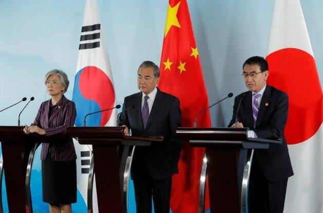تاکید ژاپن بر ضرورت حل و فصل مناقشه با کره جنوبی